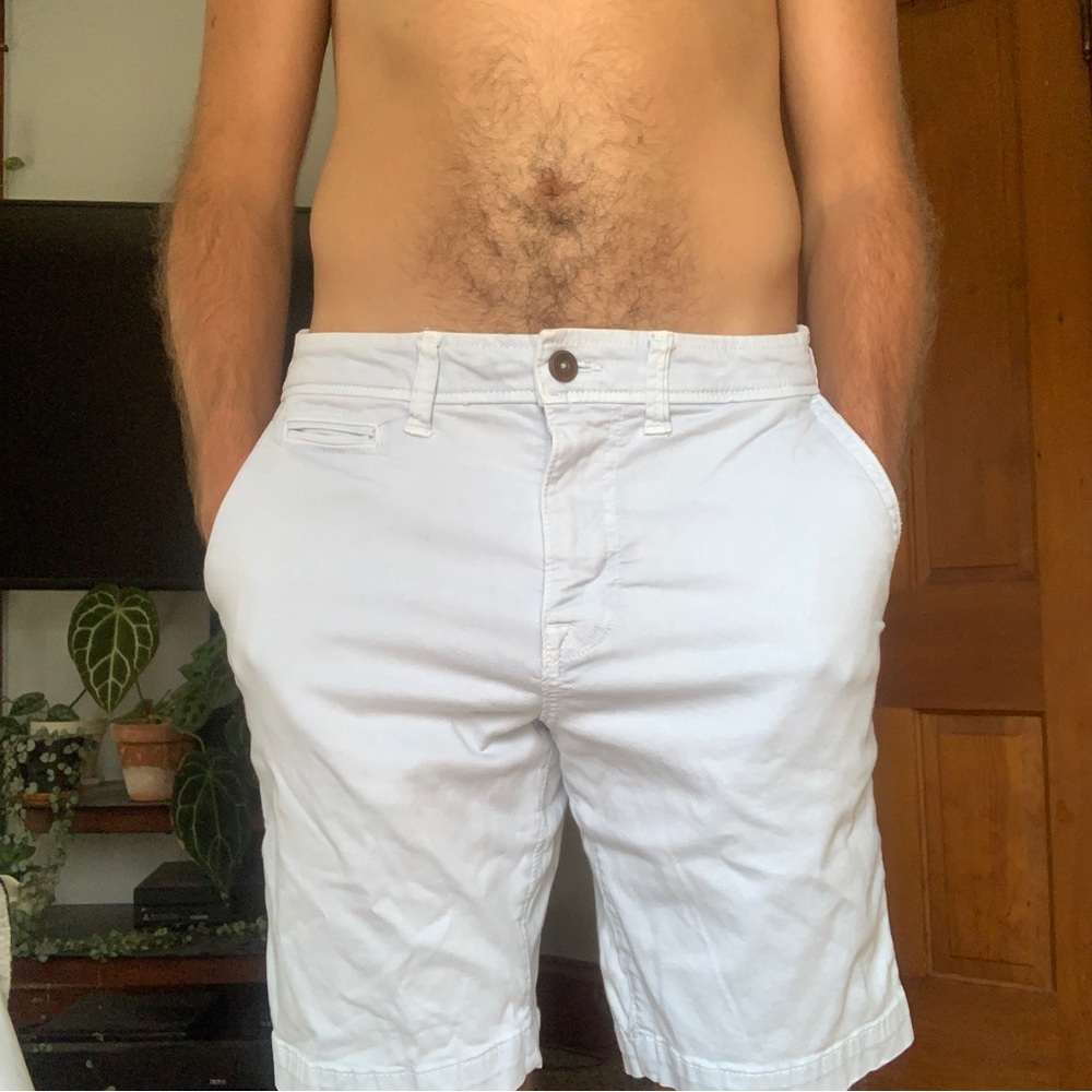 AMERICAN EAGLE SIZE 30 BLUE SHORTS